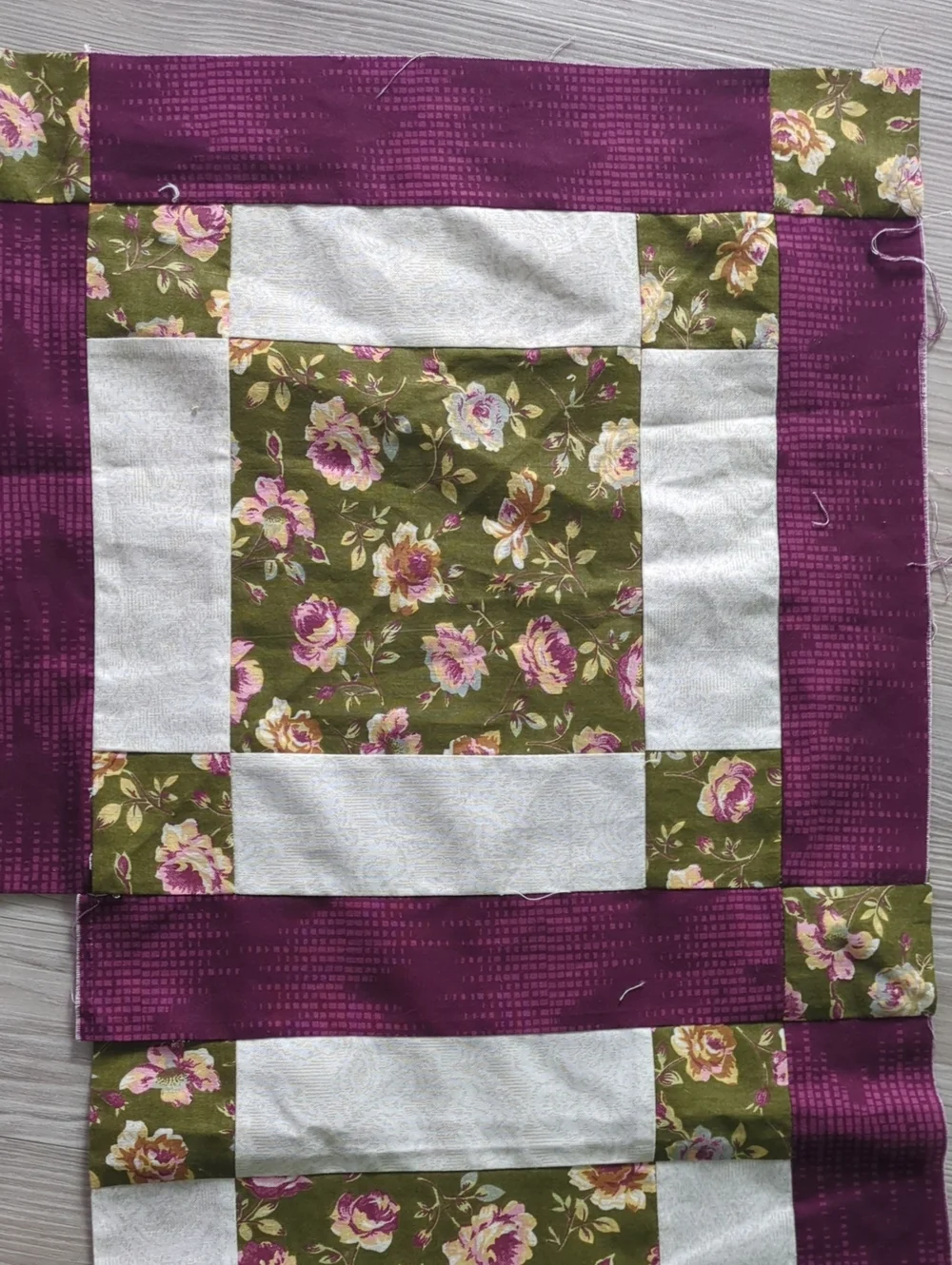 Handmade Unfinished Quilt Border Corner Piece UFO Floral Purple 62